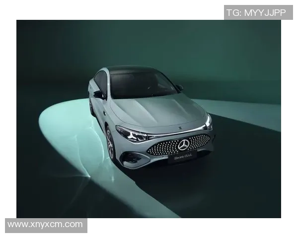 奔驰纯电CLA、纯电大G助阵2025英豪联盟全球总决赛